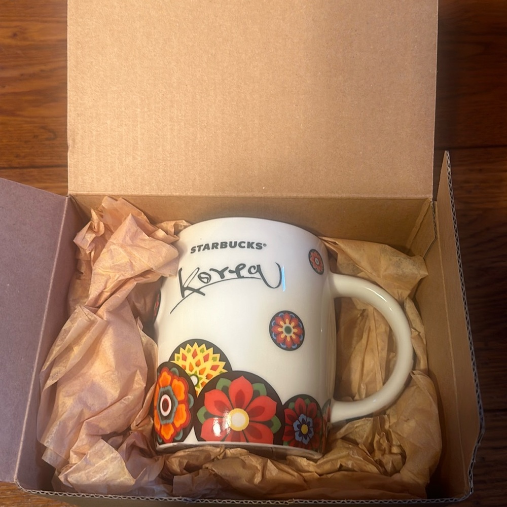 Starbucks Korea mug